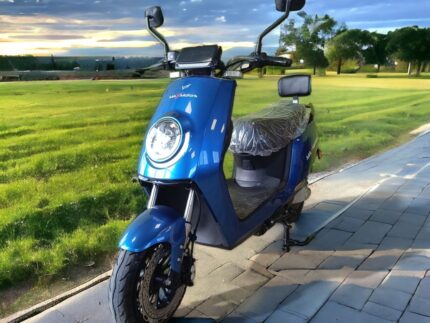 Електрически Скутер MaxMotors 2000W
