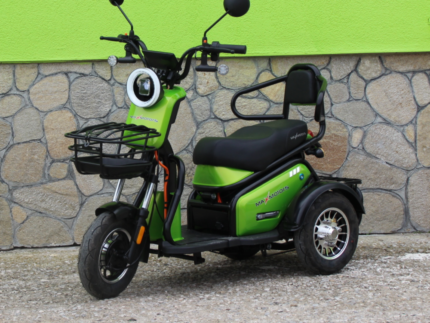 Двуместна електрическа триколка MaxMotors Pudding 1800W-48V-20Ah GREEN